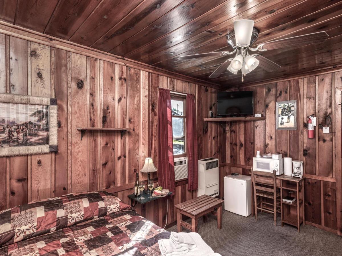 Apache Village 3, Queen Bed, Midtown, Sleeps 2 Ruidoso Extérieur photo