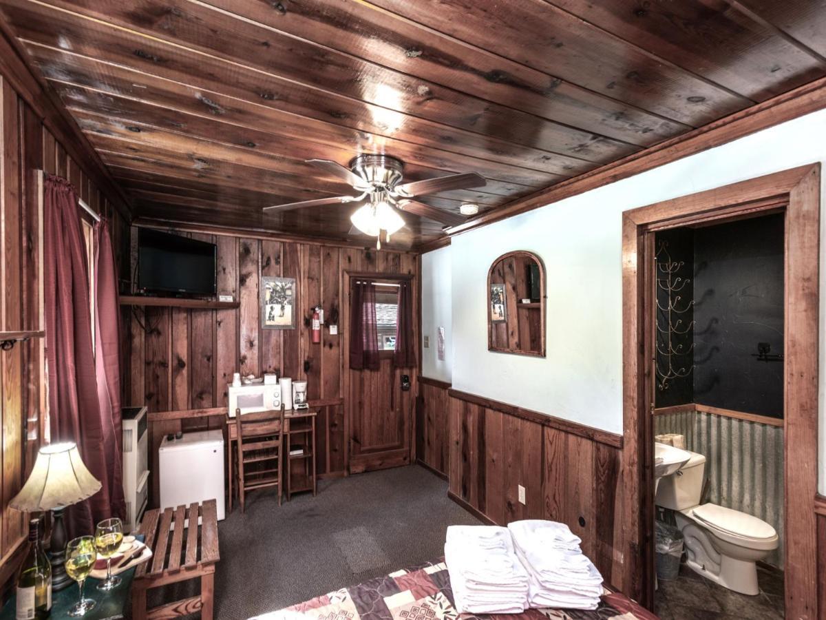 Apache Village 3, Queen Bed, Midtown, Sleeps 2 Ruidoso Extérieur photo